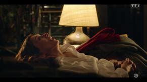 ENTRE SES MAINS NUDE SCENES AZNude