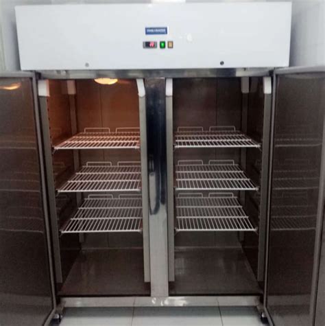 Double Door Upright Chiller Gn Tn Trust Kitchens Equipment