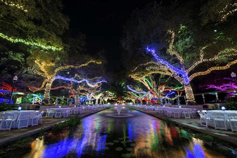 TXU Energy Presents Zoo Lights at the Houston Zoo