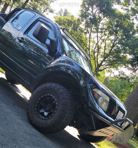 Nissan Frontier With X Dx Nitro And R Goodyear