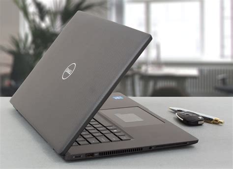 Dell Latitude Review Laptopmedia