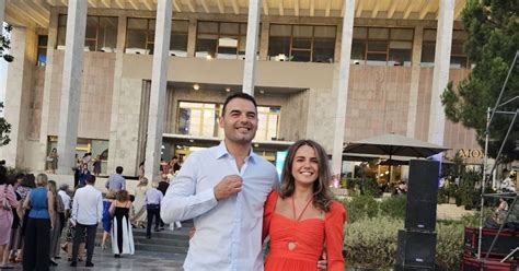 FOTO Rudina Hajdari dhe partneri i ri të pandarë në çdo event Lifestyle