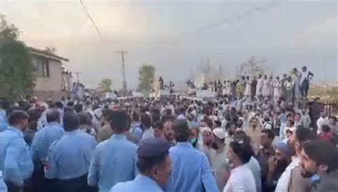 KP Teachers State Sit In Outside Imran S Bani Gala Residence Daily Times