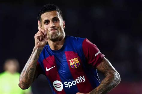 Joao Cancelo Pone Precio A Su Fichaje Por El Fc Barcelona Y Cita A Mendes