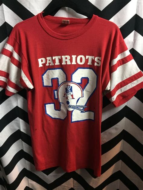 Retro Nfl New England Patriots T-shirt Football Jersey #32 | Boardwalk ...