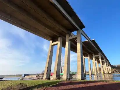 Huntebrücke in Oldenburg Abriss läuft Erstes Loch in der Fahrbahn