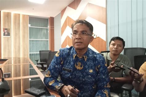 Sekda Lombok Tengah Minta Warga Jangan Berlebih Menyambut Lebaran