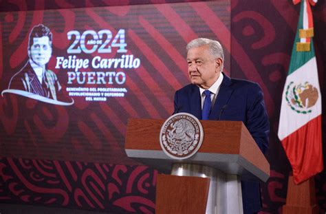 Día del Maestro y AMLO anuncia 10 de aumento salarial Sitio