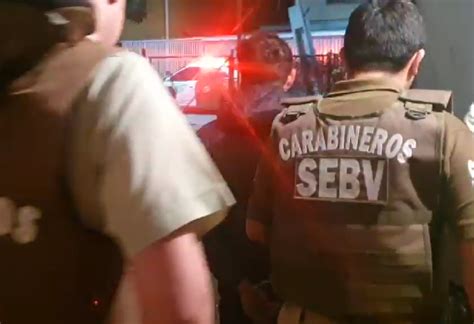 Carabineros Detuvo Por Receptaci N A Hombre Que Permut Auto Con