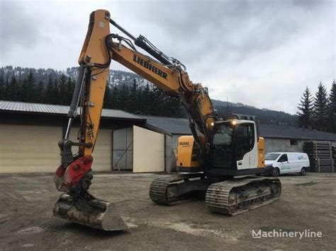 Liebherr R926 Compact Tracked Excavator For Sale France Demi Quartier