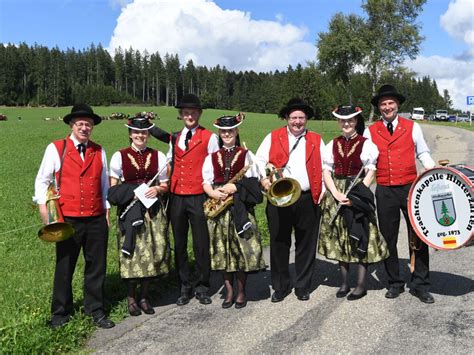 Edle Pferde Laufen Beim Rossfest In St M Rgen Auf St M Rgen