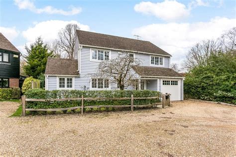 Coldmoorholme Lane Bourne End Buckinghamshire Sl8 4 Bed Detached