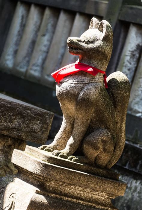 Shrine Fox [OC] | Japanese statue, Japanese fox, Kitsune fox