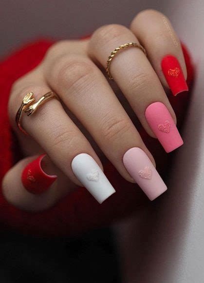 59 Cutest Valentine S Day Nails To Wear Right Now White Red And Pink