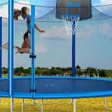 Trampoline.Basketball.League - YouTube