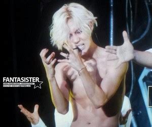 Smtown In Seoul Silver Hair Shirtless Taemin Lee Taemin