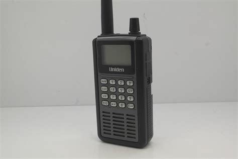 Second Hand Uniden Bearcat Ubc Xlt Handheld Scanner