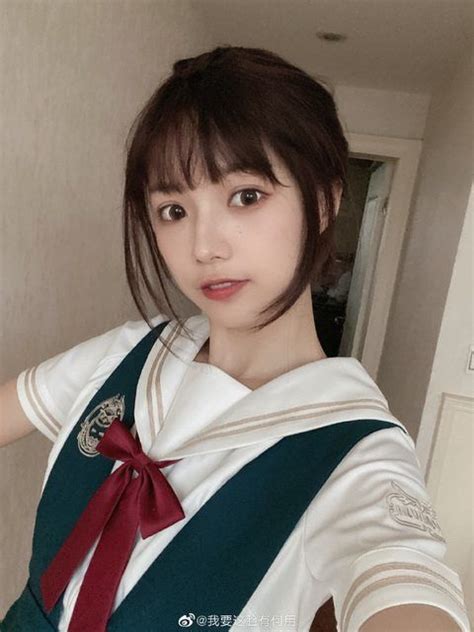 Nàng hot girl tự bóc phốt bản thân lộ nhan sắc thật khi không trang điểm khiến cư dân mạng khóc