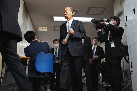 「バカヤロウ」会見の二階氏「不出馬で処分見送り」自民の姿勢に批判殺到「裏金問題がチャラになるなんて」 Smart Flashスマフラ