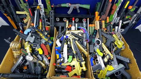 Legendary Toy Guns Show Box Full Of Real Looking Toy Guns And Assault