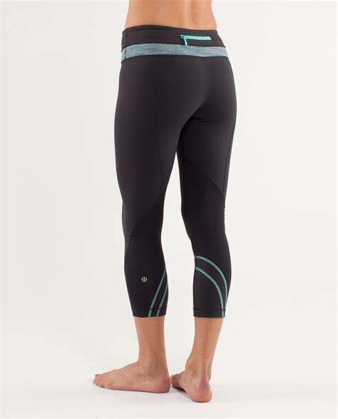 Lululemon Run Inspire Crop II Deep Coal Wee Are From Space Deep