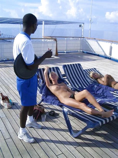 Holiday Fun Vol V Amt B Porn Pic