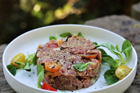 Tartare De Boeuf Au Pesto