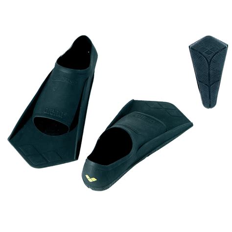 Arena Powerfins are perfect for developing leg strength