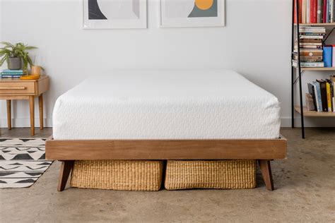 The 4 Best Cheap Mattresses (Under $500) 2022 | Reviews by Wirecutter