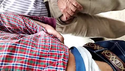 Maduro Me Folla En Coche Oldman Fuck In Car Gay Amateur Porn Xhamster