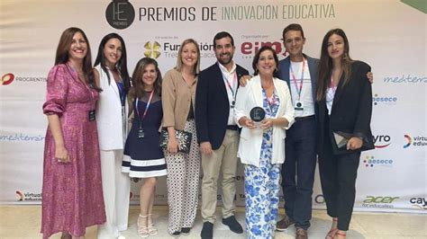 Galer A De Fotos De Premios De Innovaci N Educativa De Grupo Tr Bol