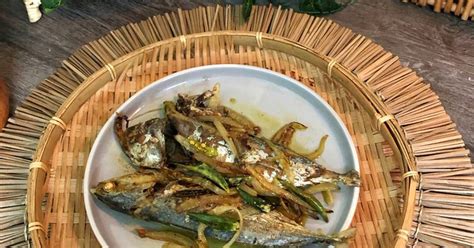 Resipi Ikan Rebus Goreng Bawang Cili Oleh Salina Jalaludin Cookpad