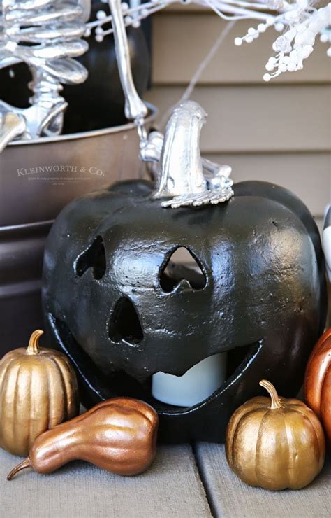 Metallic Glam Halloween Porch Decor Yummi Haus