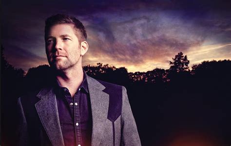 Josh Turner Announces Gospel Album, 'I Serve A Savior' [Video]