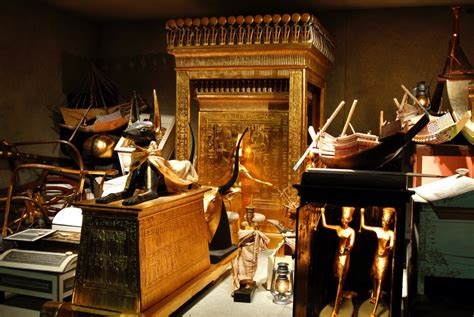 Foto Tutan2 King Tut Golden Mummy Cases 03 La Tumba Y Los Tesoros De