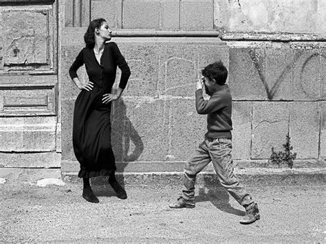 Ferdinando Scianna Fotógrafo famoso del día