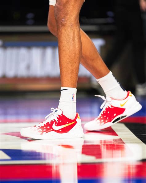 Tyrese Haliburton Nike Kobe Protro