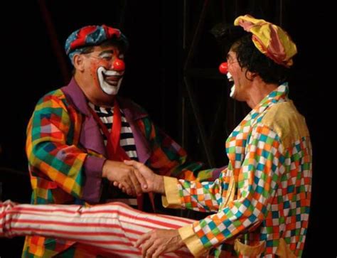 Circo Zanchettini Faz Temporada No Pinheirinho Muralzinho De Ideias