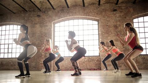 What Happens To Your Body If You Do 200 Squats Every Day For 30 Days