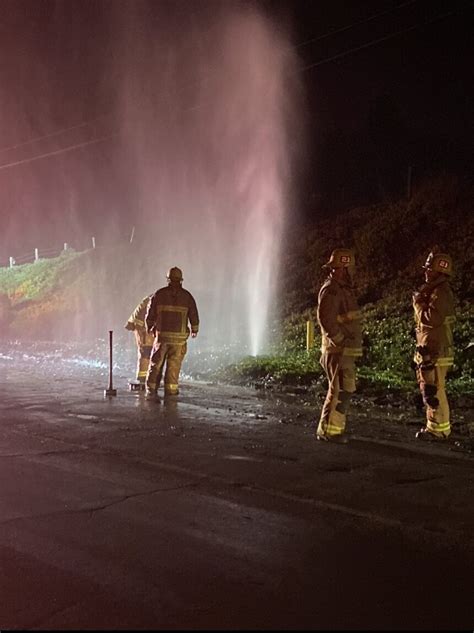 Single Vehicle Rollover Shears Fire Hydrant In Santa Maria News