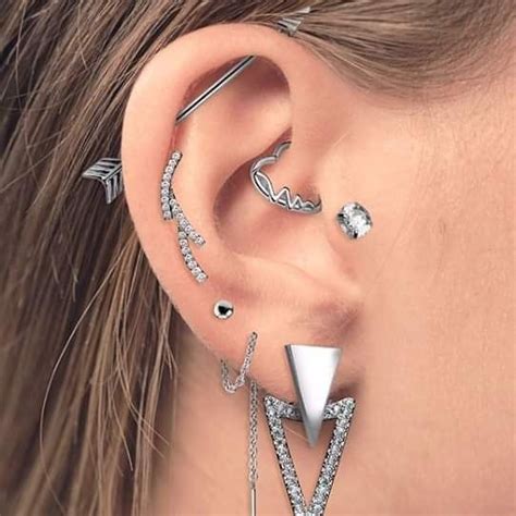 Piercing Transversal Dicas Cuidados E Modelos Para Apostar Piercing