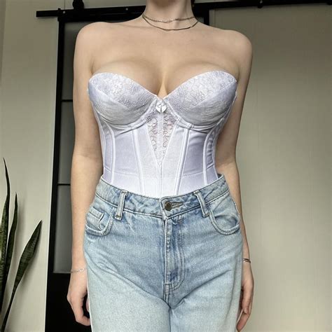 🕊vintage 90s Strapless White Lace Bustier Corset Depop