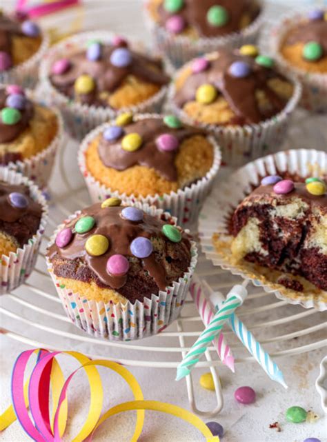 Benjamin Blümchen Fault Line Cake zur Einschulung Emma s Lieblingsstücke