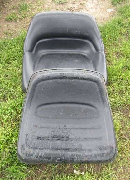 2 Lawn Tractor Seats Albrecht Auction Service