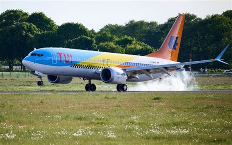 TUI fly Boeing 737-8 painted with special celebratory livery