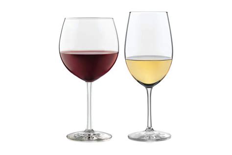 According To A Sommelier These Are The Wine Glasses Your Collection Is Missing