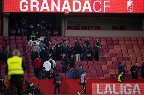 Granada Bilbao Se Suspende Por La Muerte De Un Aficionado Falleci De