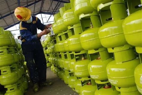 Mulai 1 Januari 2024 Beli LPG 3 Kg Wajib Bawa KTP Harian Massa Id