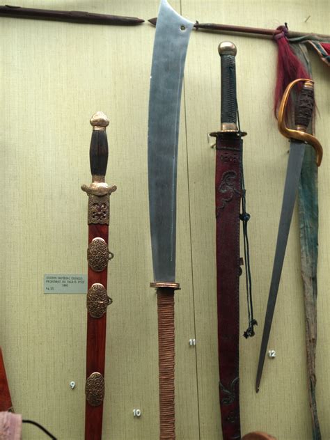 French Army Museum Paris Chinese Edged Weapons Swords And Daggers