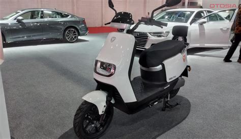 Penampilan Motor Listrik Yadea E8s Pro Di Iims 2023 Bisa Jalan Sampai